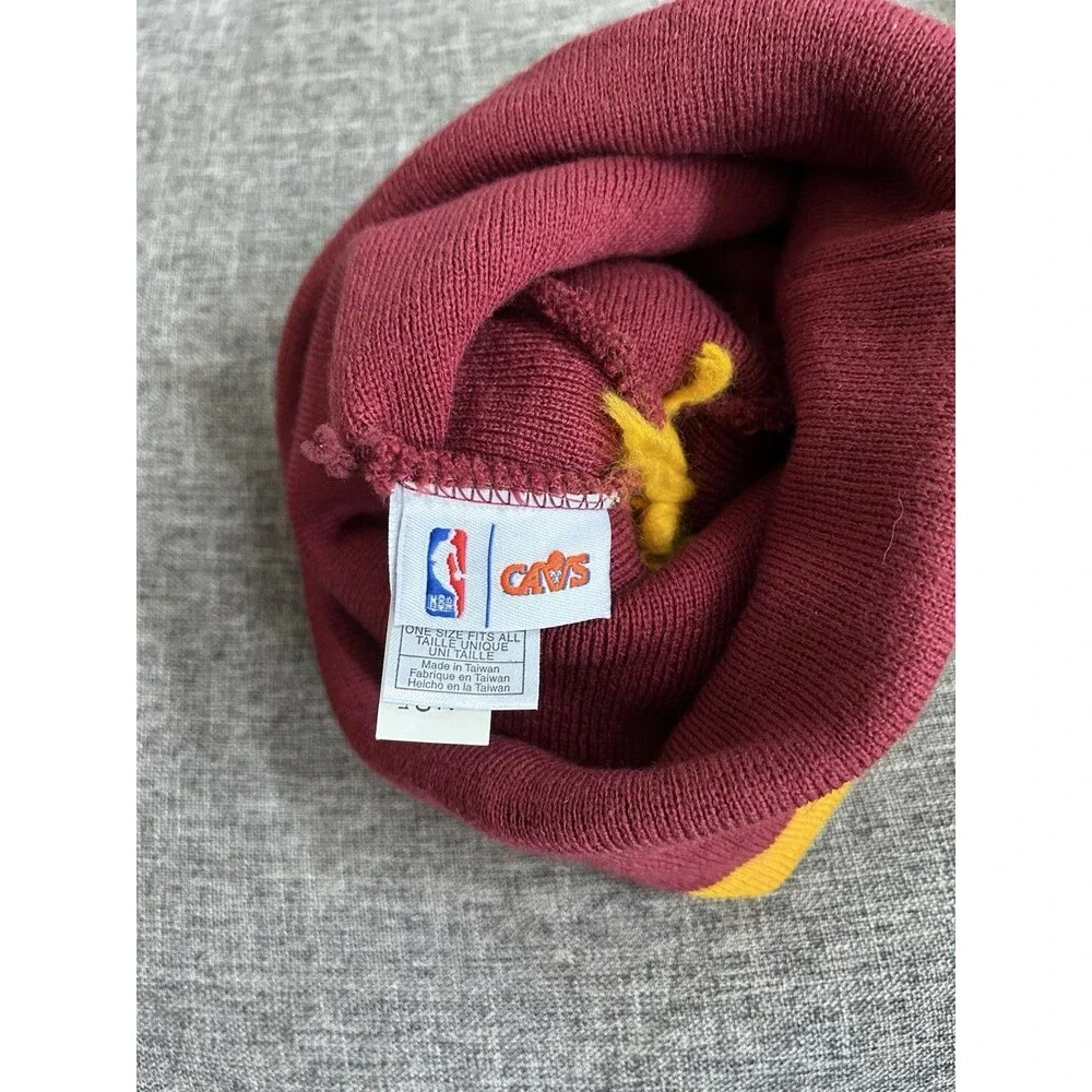 Adidas Cleveland Cavaliers Long Knit with Pom Hat Beanie